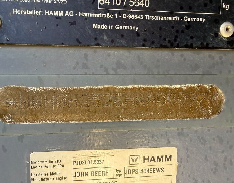 HAMM  HC110i **IMPECCABLE-LIKE NEW**